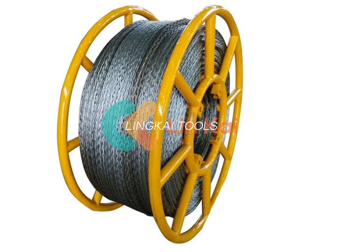 طناب سیم فولادی ضد پیچ ​​و تاب گالوانیزه 12 رشته ای 20 میلی متری برای کشیدن چهار هادی بسته بندی شده در خط انتقال
